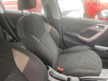 Peugeot 2008 1.6 e-HDi Active EGC Euro 5 (s/s) 5dr