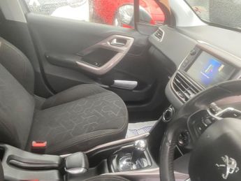 Peugeot 2008 1.6 e-HDi Active EGC Euro 5 (s/s) 5dr