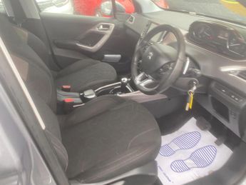 Peugeot 2008 1.6 e-HDi Active EGC Euro 5 (s/s) 5dr