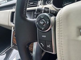 Land Rover Range Rover 4.4 SD V8 Vogue SE Auto 4WD Euro 6 (s/s) 5dr