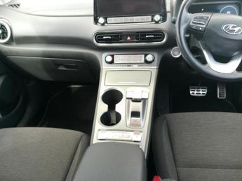 Hyundai KONA 39kWh Premium Auto 5dr (10.5kW Charger)