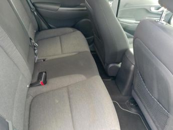 Hyundai KONA 39kWh Premium Auto 5dr (10.5kW Charger)