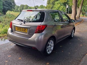 Toyota Yaris 1.5 VVT-h Excel E-CVT Euro 6 5dr (15in Alloy)