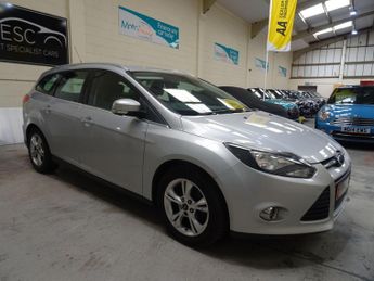 Ford Focus 1.0T EcoBoost Zetec Euro 5 (s/s) 5dr
