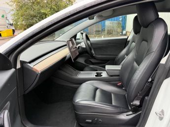 Tesla Model 3 (Dual Motor) Long Range Auto 4WDE 4dr
