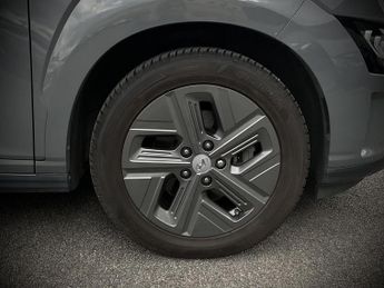 Hyundai Kona PREMIUM EV