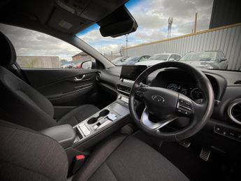 Hyundai Kona PREMIUM EV