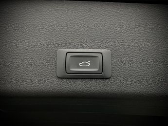 Audi E-Tron TECHNIK 50 QUATTRO