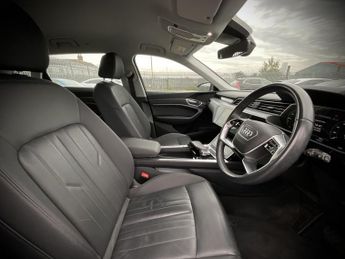 Audi E-Tron TECHNIK 50 QUATTRO