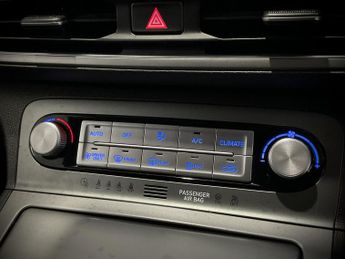 Hyundai Kona PREMIUM EV