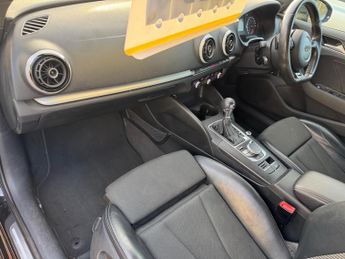 Audi A3 2.0 TDI S line Sportback S Tronic Euro 6 (s/s) 5dr (Nav)