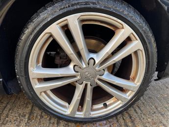 Audi A3 2.0 TDI S line Sportback S Tronic Euro 6 (s/s) 5dr (Nav)