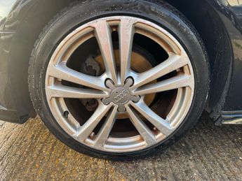Audi A3 2.0 TDI S line Sportback S Tronic Euro 6 (s/s) 5dr (Nav)