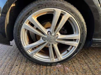 Audi A3 2.0 TDI S line Sportback S Tronic Euro 6 (s/s) 5dr (Nav)