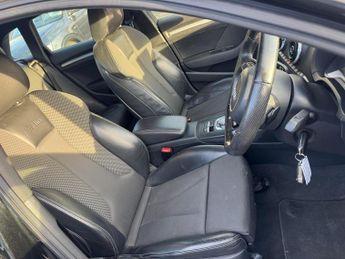 Audi A3 2.0 TDI S line Sportback S Tronic Euro 6 (s/s) 5dr (Nav)