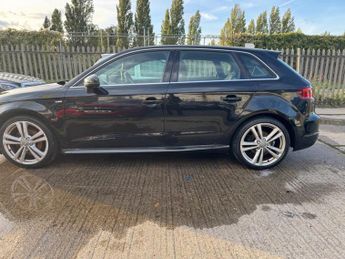 Audi A3 2.0 TDI S line Sportback S Tronic Euro 6 (s/s) 5dr (Nav)