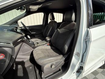 Ford Kuga 1.5 TDCi ST-Line Powershift Euro 6 (s/s) 5dr