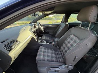 Volkswagen Golf 2.0 TSI BlueMotion Tech GTI DSG Euro 6 (s/s) 3dr