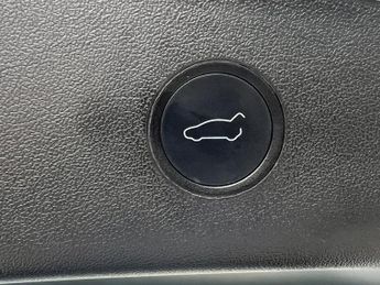 Tesla Model 3 (Dual Motor) Long Range Auto 4WDE 4dr