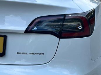 Tesla Model 3 (Dual Motor) Long Range Auto 4WDE 4dr