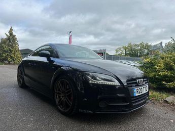 Audi TT 2.0 TDI Black Edition quattro Euro 5 3dr