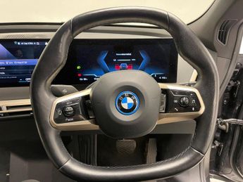 BMW iX M60 111.5kWh Auto xDrive 5dr