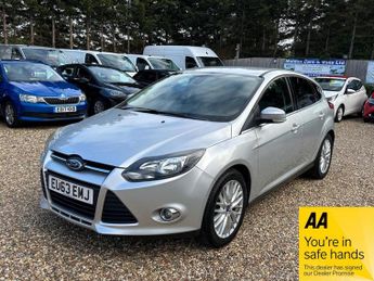 Ford Focus 1.0T EcoBoost Zetec Euro 5 (s/s) 5dr
