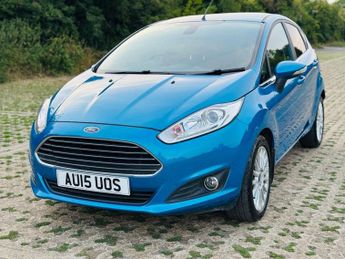 Ford Fiesta 1.0T EcoBoost Titanium Euro 5 (s/s) 5dr