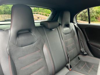 Mercedes-Benz A Class 1.3 A180 AMG Line (Executive) 7G-DCT Euro 6 (s/s) 5dr