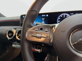 Mercedes-Benz A Class 1.3 A180 AMG Line (Executive) 7G-DCT Euro 6 (s/s) 5dr