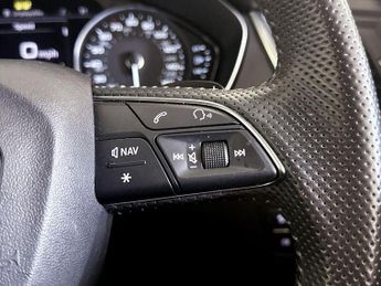 Audi Q5 2.0 TFSIe 50 S line S Tronic quattro Euro 6 (s/s) 5dr 14.1kWh