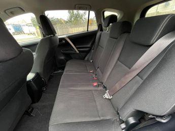 Toyota RAV4 2.2 D-CAT Icon Auto 4WD Euro 5 5dr