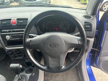 Kia Picanto 1.1 LX 5dr