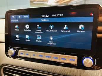 Hyundai KONA 64kWh Premium Auto 5dr (7kW Charger)