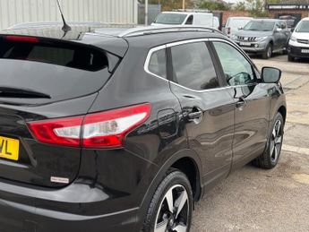 Nissan Qashqai 1.2 DIG-T N-Vision XTRON 2WD Euro 6 (s/s) 5dr