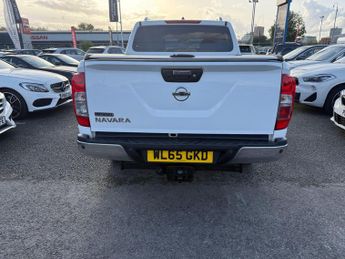 Nissan Navara 2.3 dCi Tekna Auto 4WD Euro 5 4dr