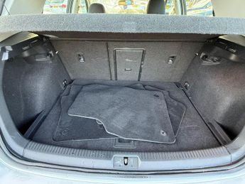 Volkswagen Golf 1.4 TSI BlueMotion Tech SE Edition Hatchback 5dr Petrol DSG Euro