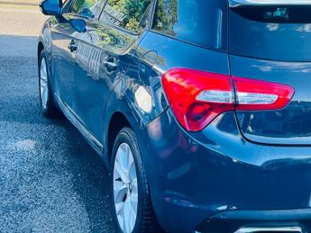 Citroen DS5 1.6 e-HDi Airdream DStyle EGS6 Euro 5 (s/s) 5dr