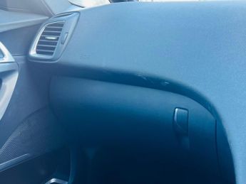 Citroen DS5 1.6 e-HDi Airdream DStyle EGS6 Euro 5 (s/s) 5dr