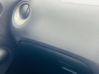 Nissan Juke 1.6 Acenta XTRON Euro 6 5dr