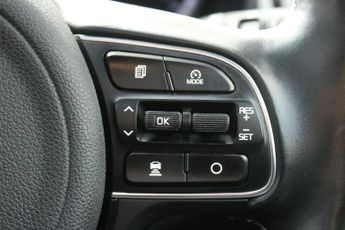 Kia Niro 1.6h GDi 4 DCT Euro 6 (s/s) 5dr ( 16in Alloy)