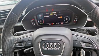 Audi Q3 1.5 TFSI CoD 35 Black Edition SUV 5dr Petrol S Tronic Euro 6 (s/