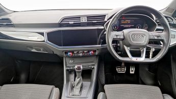 Audi Q3 1.5 TFSI CoD 35 Black Edition SUV 5dr Petrol S Tronic Euro 6 (s/