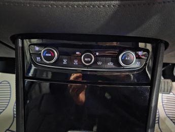 Vauxhall Grandland X 1.6 13.2kWh Ultimate Nav Auto 4WD Euro 6 (s/s) 5dr Hybrid4