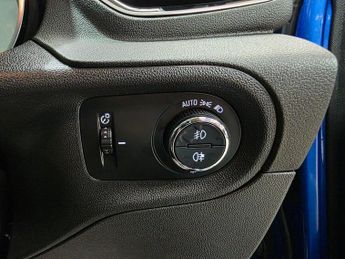 Vauxhall Grandland X 1.6 13.2kWh Ultimate Nav Auto 4WD Euro 6 (s/s) 5dr Hybrid4