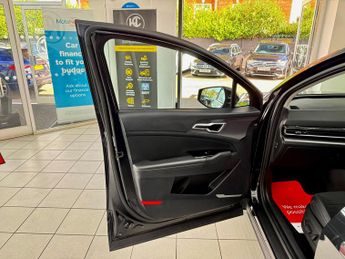 Kia Sportage 1.6 T-GDi MHEV 3 DCT Euro 6 (s/s) 5dr