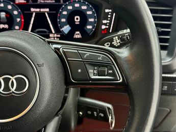 Audi A1 1.0 TFSI 30 Technik Sportback S Tronic Euro 6 (s/s) 5dr