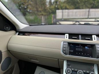 Land Rover Range Rover Evoque 2.0 TD4 SE Tech Auto 4WD Euro 6 (s/s) 5dr