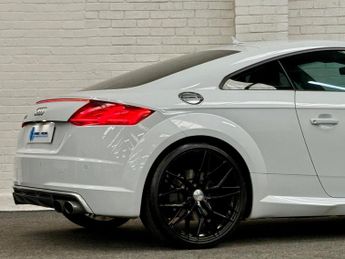 Audi TTS 2.0 TFSI S Tronic quattro Euro 6 (s/s) 3dr