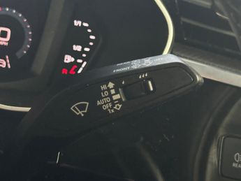 Audi Q3 1.5 TFSI CoD 35 S line Sportback S Tronic Euro 6 (s/s) 5dr